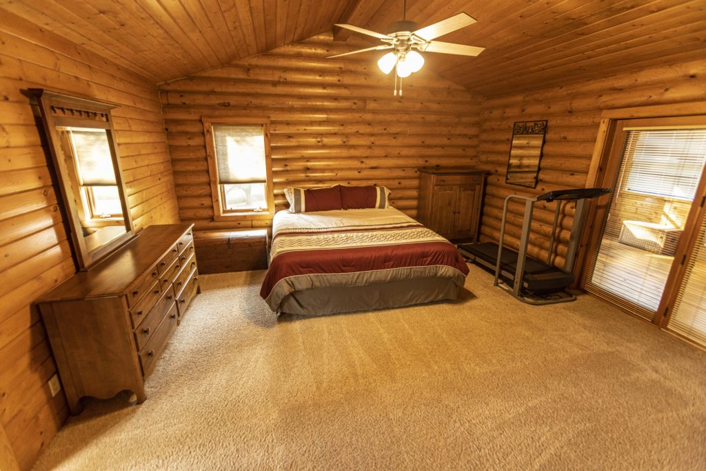 Saunders 35.5 Midwest Land Group