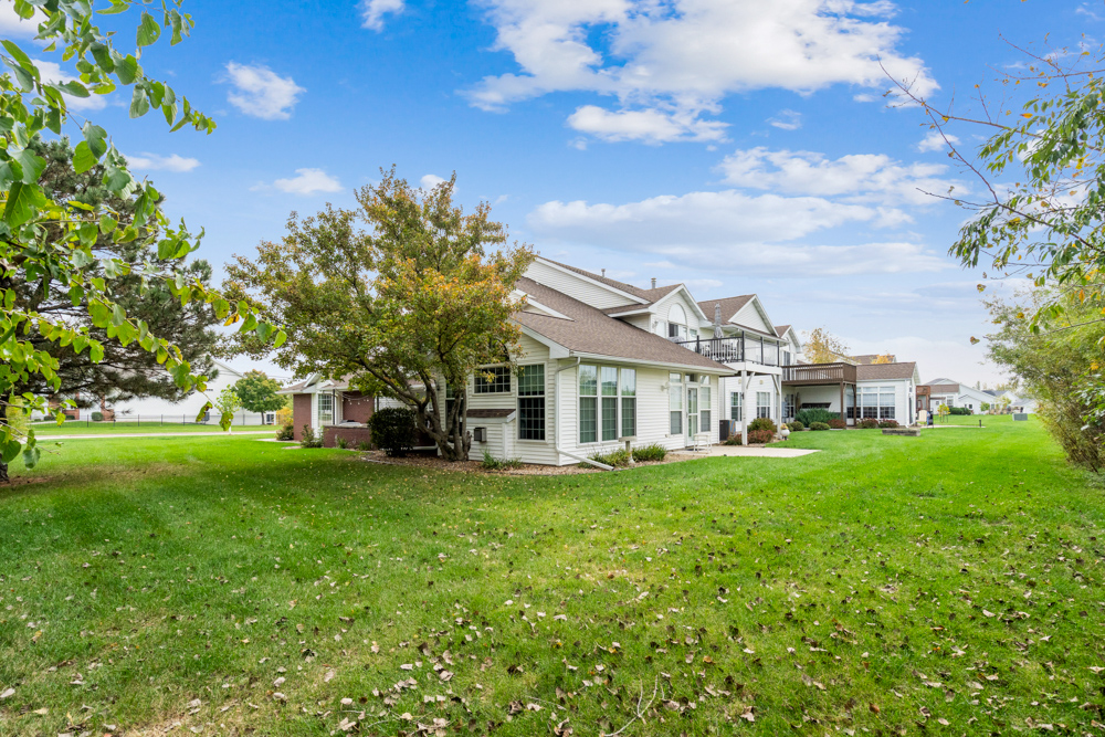 Updated Condo in Marion