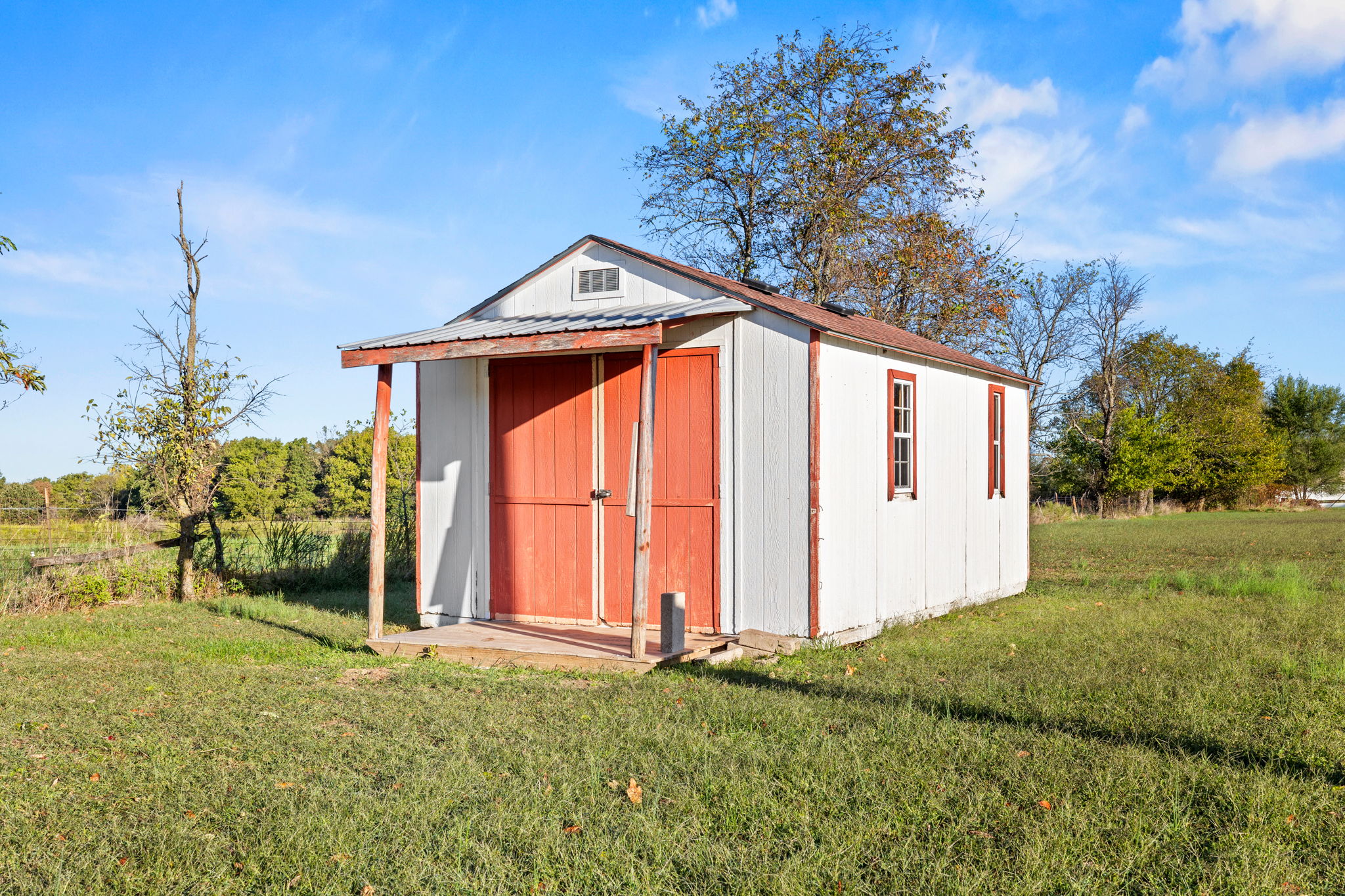Dade County Hobby Farm Opportunity on 29.7 +/- Acres