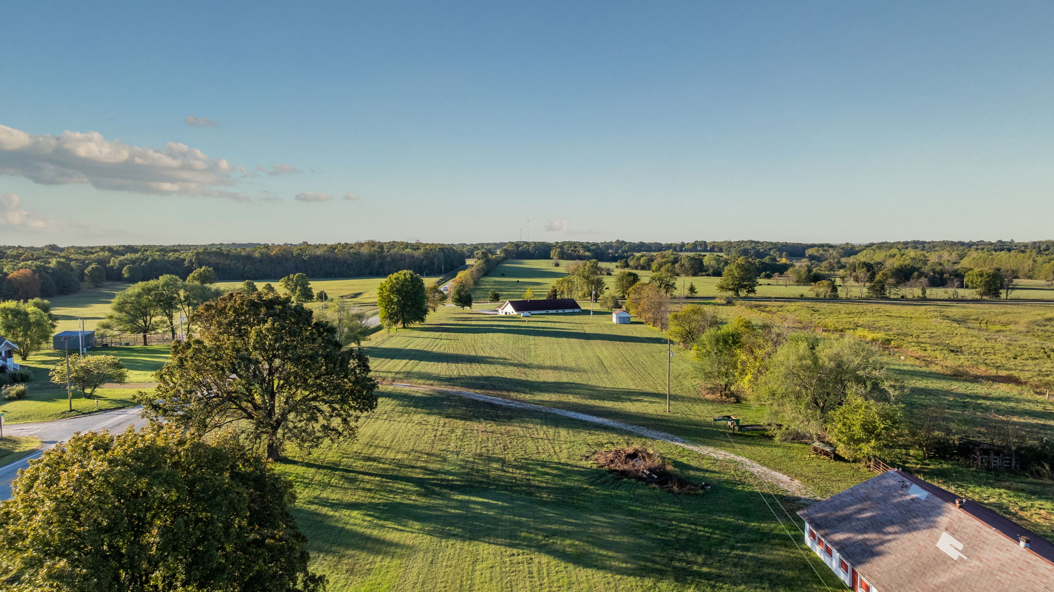 Dade County Hobby Farm Opportunity on 29.7 +/- Acres