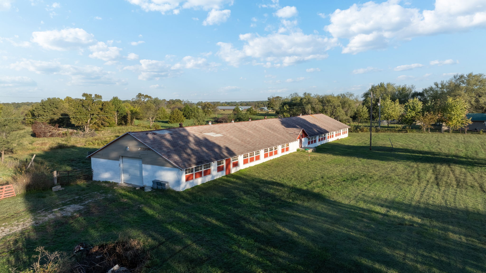 Dade County Hobby Farm Opportunity on 29.7 +/- Acres