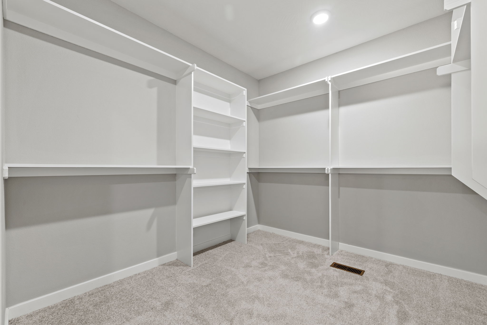 An Ozarks Retreat with Room to Roam