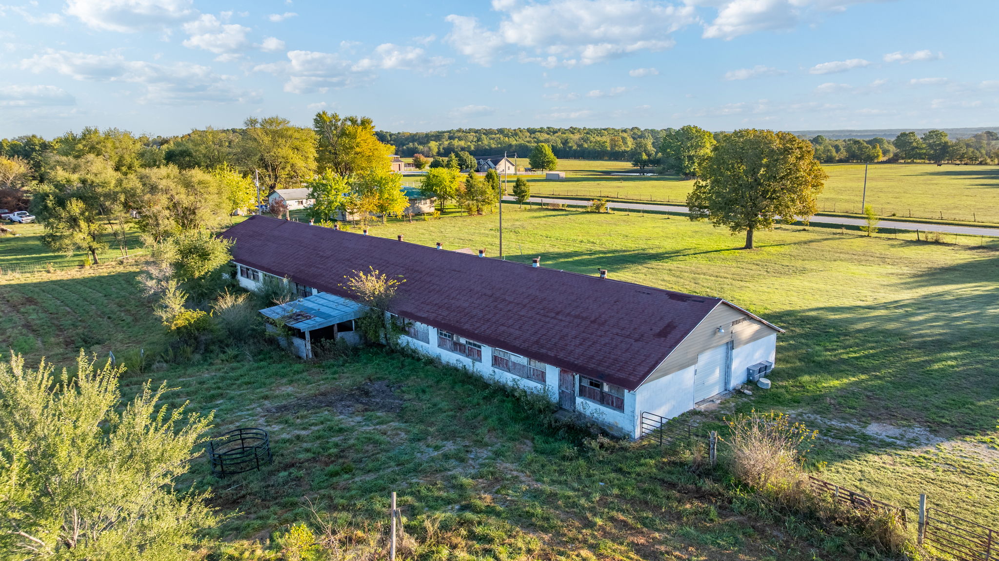 Dade County Hobby Farm Opportunity on 29.7 +/- Acres