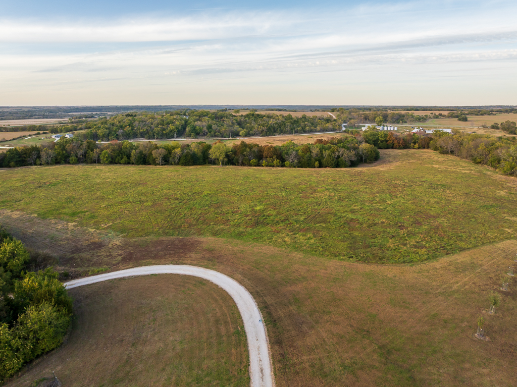 Luxury Country Living with Breathtaking Views 40 Minutes from Overland Park