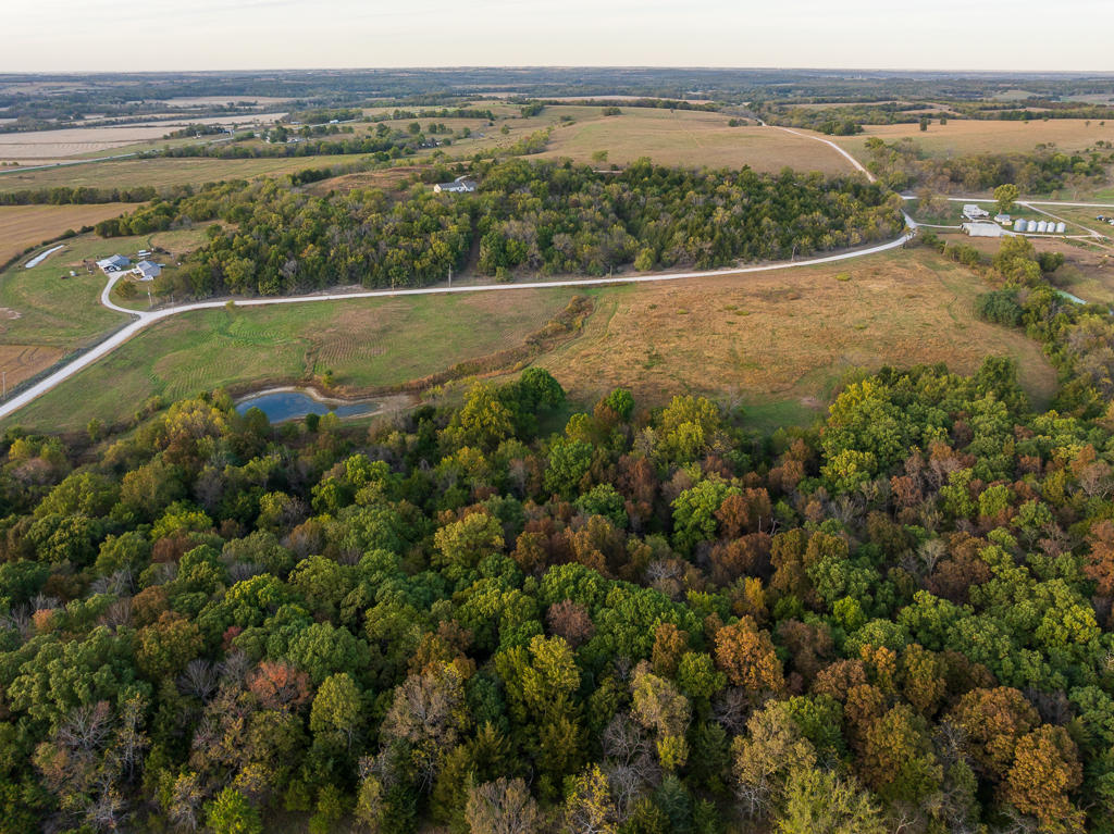 Luxury Country Living with Breathtaking Views 40 Minutes from Overland Park