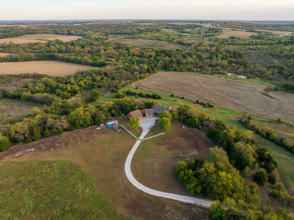 Luxury Country Living with Breathtaking Views 40 Minutes from Overland Park