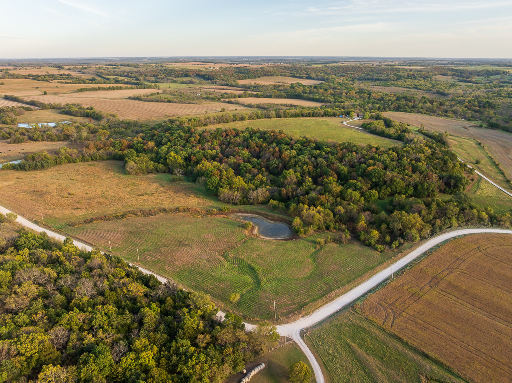 Luxury Country Living with Breathtaking Views 40 Minutes from Overland Park