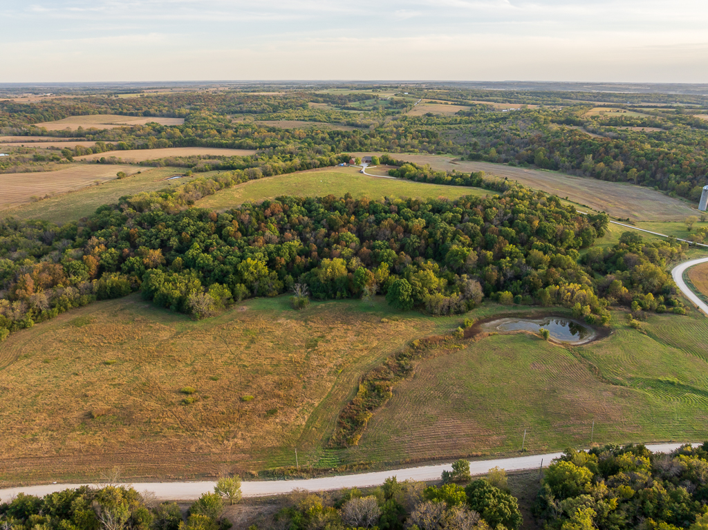 Luxury Country Living with Breathtaking Views 40 Minutes from Overland Park