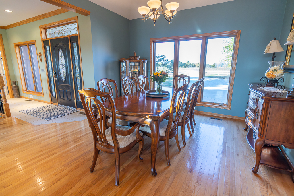 Luxury Country Living with Breathtaking Views 40 Minutes from Overland Park