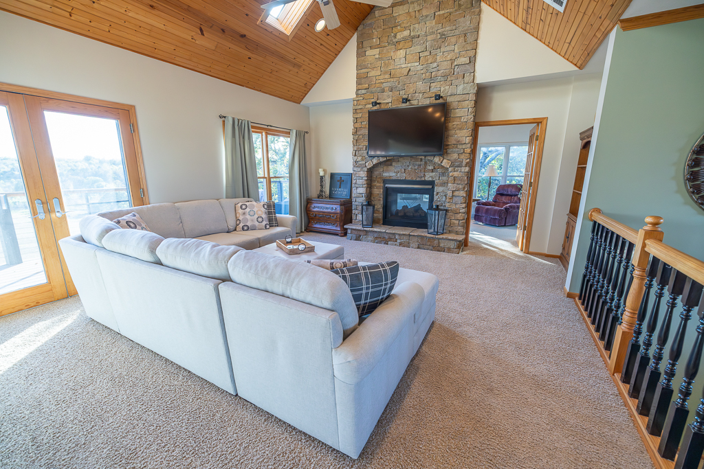 Luxury Country Living with Breathtaking Views 40 Minutes from Overland Park