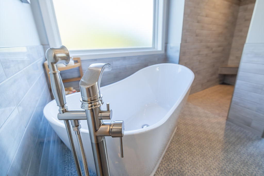 Luxury Country Living with Breathtaking Views 40 Minutes from Overland Park