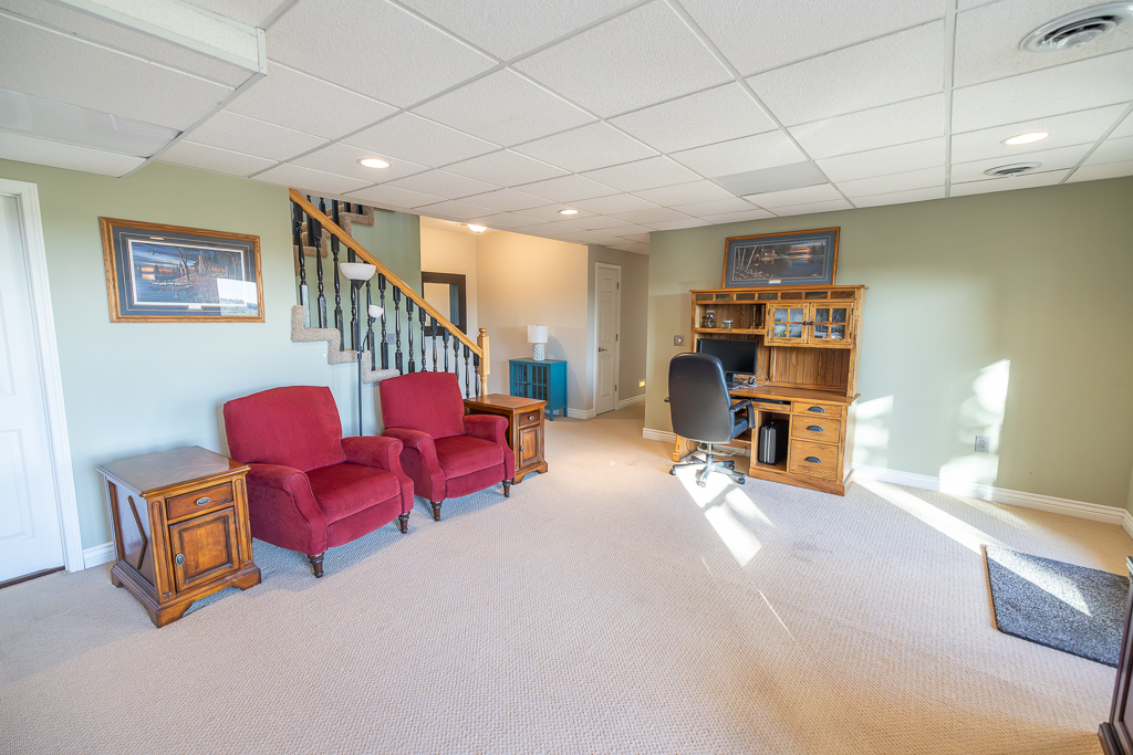 Luxury Country Living with Breathtaking Views 40 Minutes from Overland Park