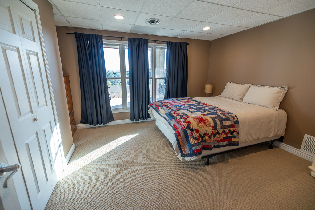 Luxury Country Living with Breathtaking Views 40 Minutes from Overland Park