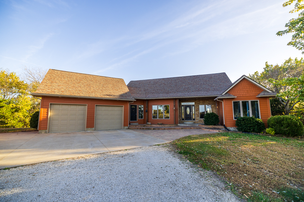 Luxury Country Living with Breathtaking Views 40 Minutes from Overland Park