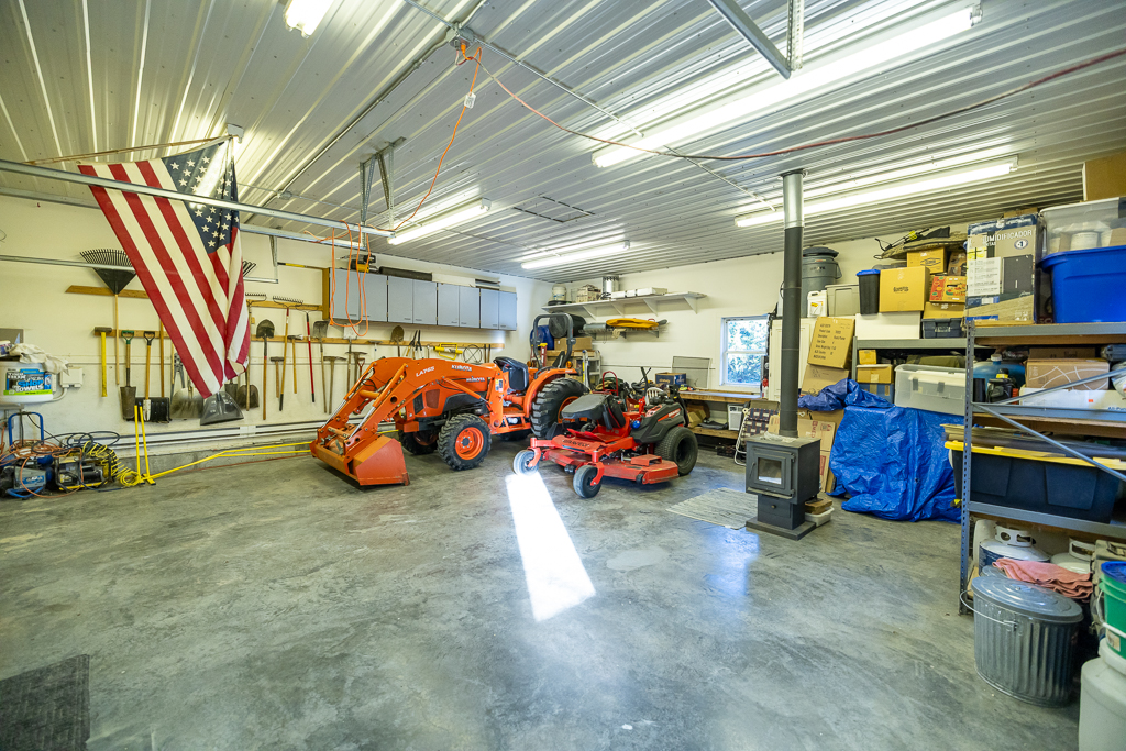 Luxury Country Living with Breathtaking Views 40 Minutes from Overland Park