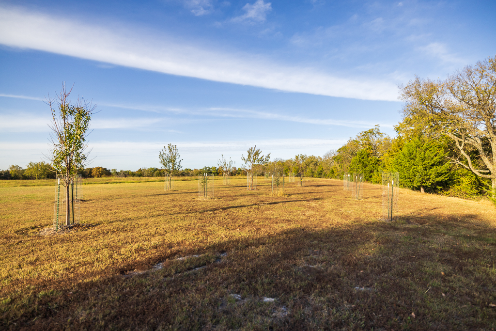 Luxury Country Living with Breathtaking Views 40 Minutes from Overland Park