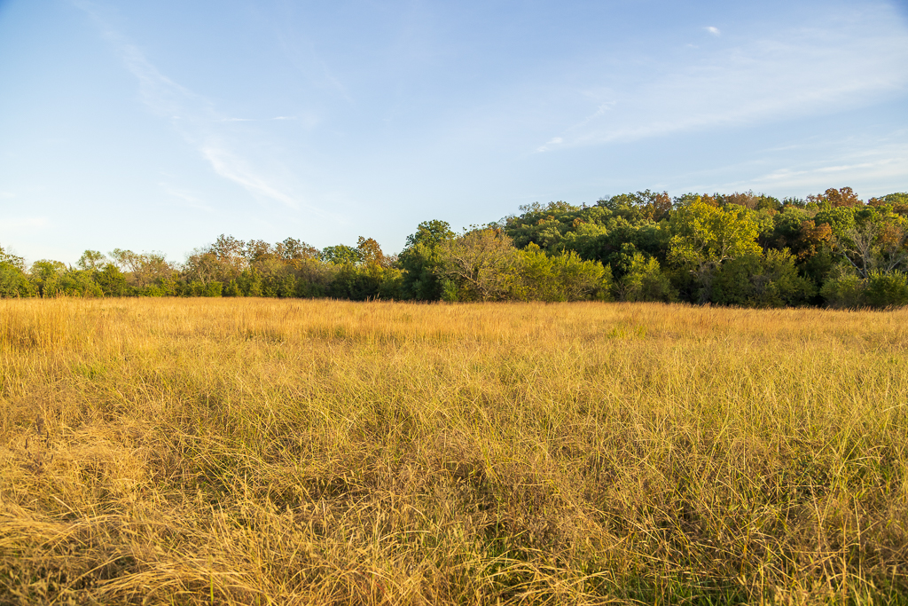 Luxury Country Living with Breathtaking Views 40 Minutes from Overland Park