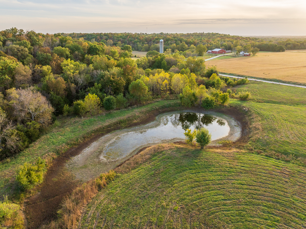 Luxury Country Living with Breathtaking Views 40 Minutes from Overland Park
