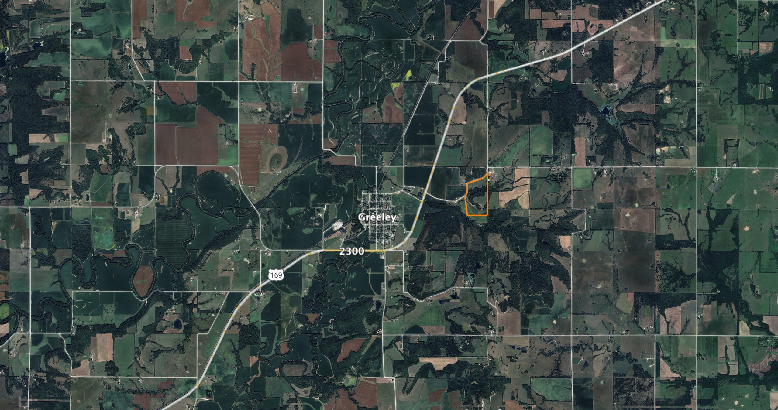 Luxury Country Living with Breathtaking Views 40 Minutes from Overland Park