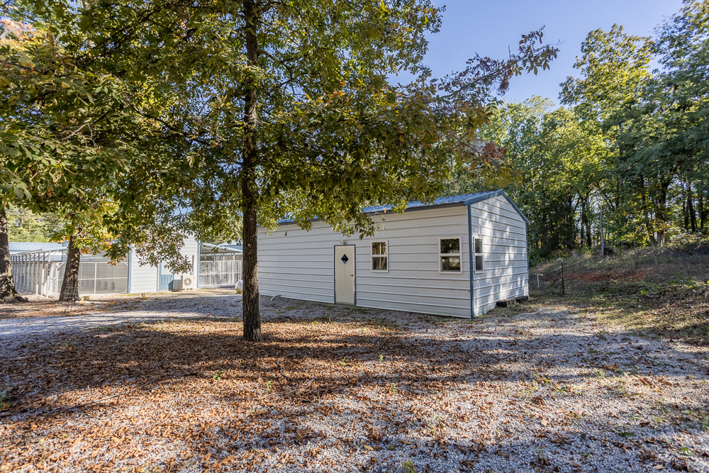 Top of the Line Dog Boarding and Breeding Facility on 30 +/- Acres