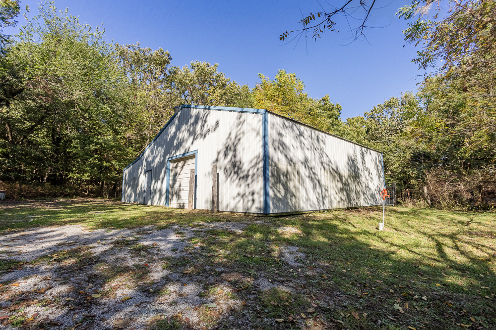 Top of the Line Dog Boarding and Breeding Facility on 30 +/- Acres