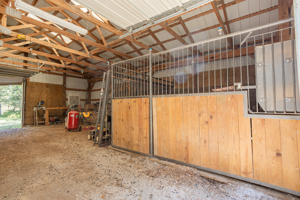 Top of the Line Dog Boarding and Breeding Facility on 30 +/- Acres