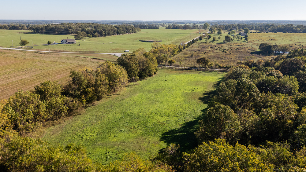Top of the Line Dog Boarding and Breeding Facility on 30 +/- Acres