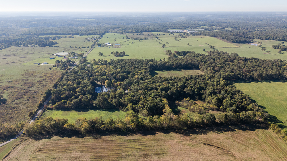 Top of the Line Dog Boarding and Breeding Facility on 30 +/- Acres