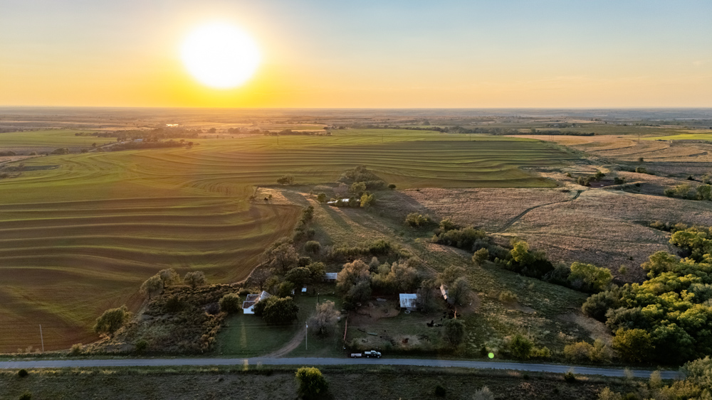 160 +/- Acres of Tillable and Grassland with Strong Soils & Income