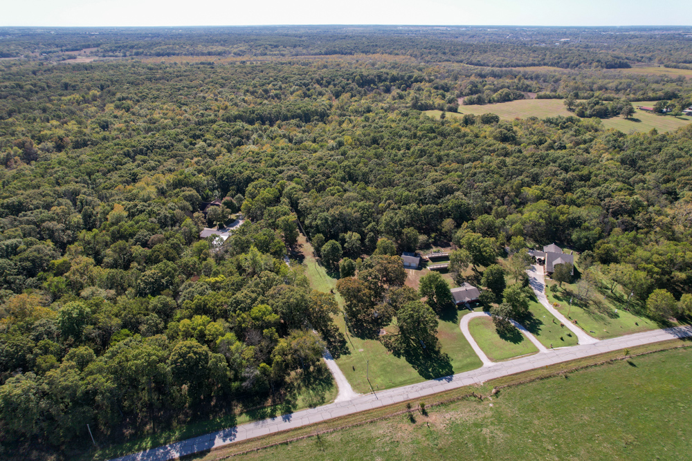 Premier Build Sites and Trophy Deer Habitat Near Carthage