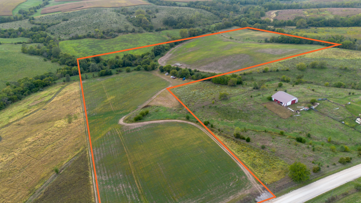 Scenic 25.25 +/- Acre Tract Ideal For A Country Build Site