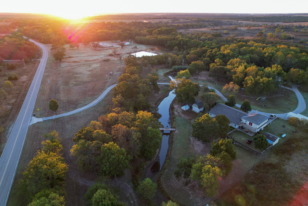 Large Home on Acreage near Pawhuska