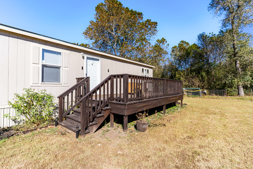 3-Bed, 2-Bath Mobile and Shop on 5 +/- Acres
