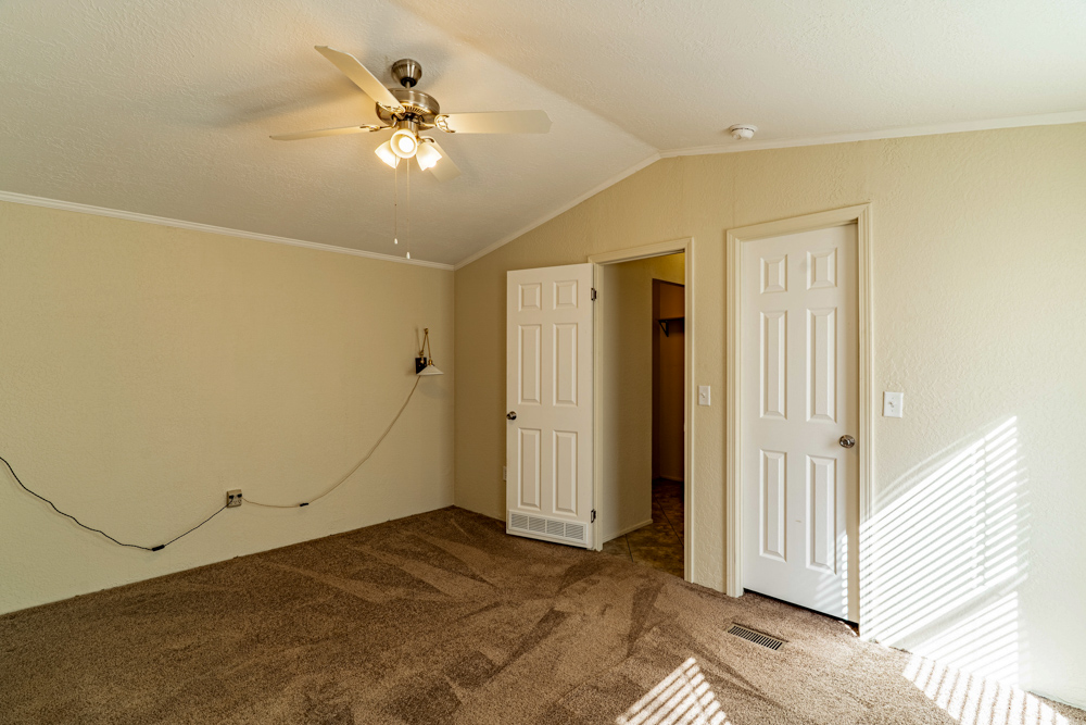 3-Bed, 2-Bath Mobile and Shop on 5 +/- Acres