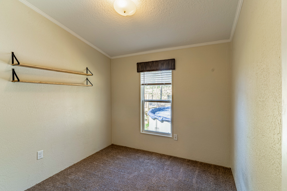 3-Bed, 2-Bath Mobile and Shop on 5 +/- Acres