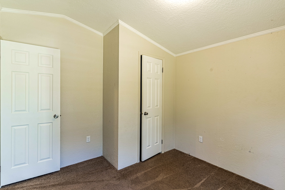 3-Bed, 2-Bath Mobile and Shop on 5 +/- Acres