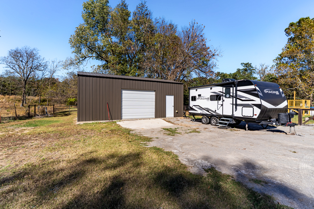 3-Bed, 2-Bath Mobile and Shop on 5 +/- Acres