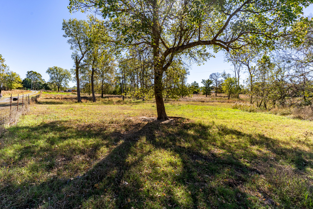 3-Bed, 2-Bath Mobile and Shop on 5 +/- Acres
