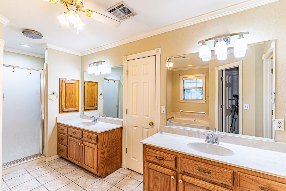 Beautiful 4 Bedroom Brick Home with Office, Pool, and Hot Tub