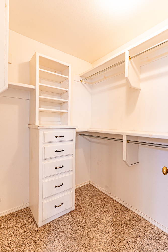 Beautiful 4 Bedroom Brick Home with Office, Pool, and Hot Tub