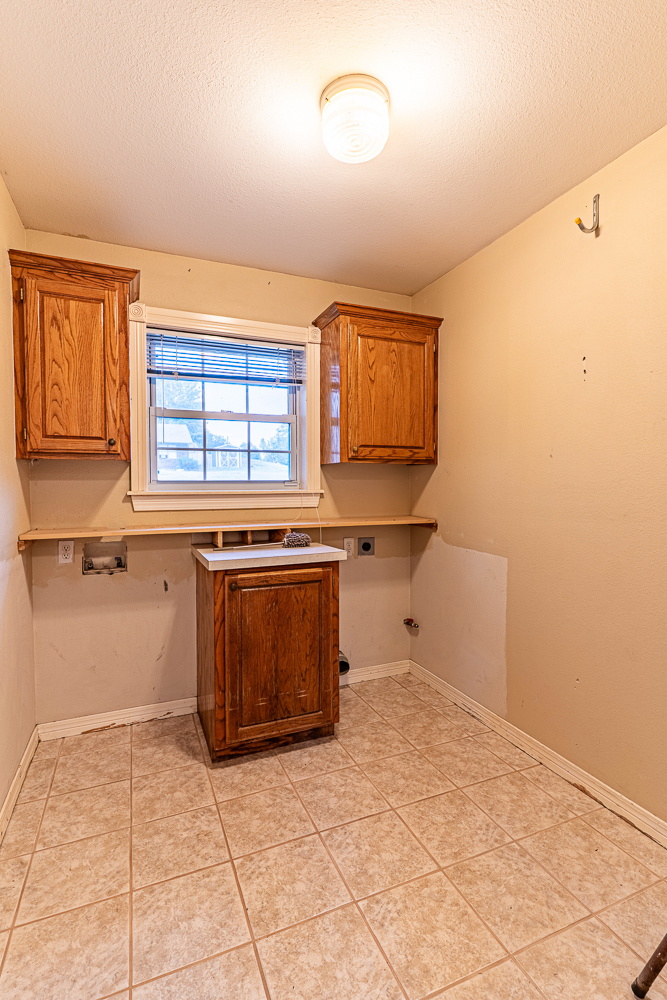 Beautiful 4 Bedroom Brick Home with Office, Pool, and Hot Tub