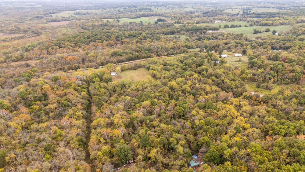Recreational Property with Huge Potential Near Stockton Lake