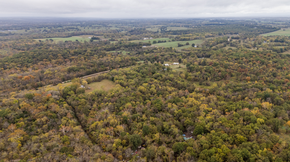Recreational Property with Huge Potential Near Stockton Lake