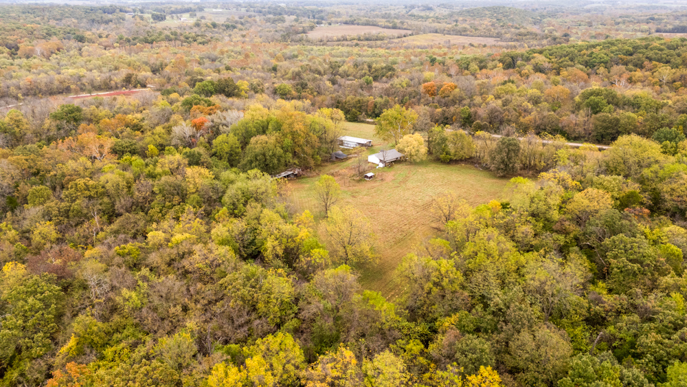 Recreational Property with Huge Potential Near Stockton Lake
