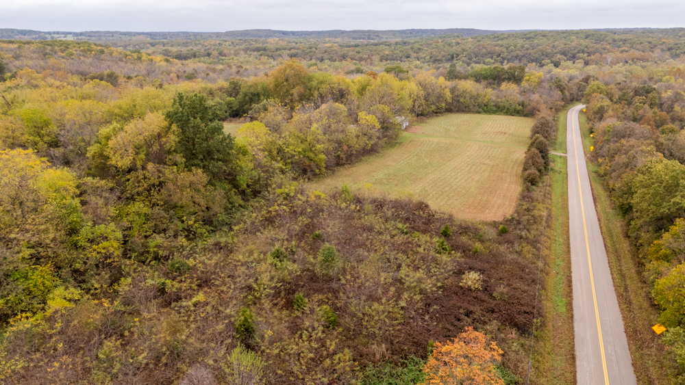 Recreational Property with Huge Potential Near Stockton Lake