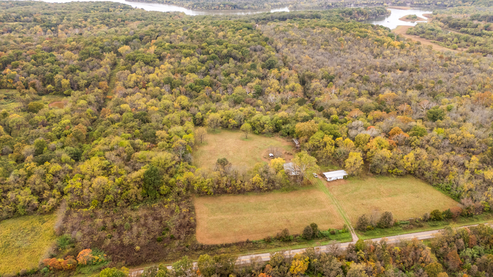 Recreational Property with Huge Potential Near Stockton Lake