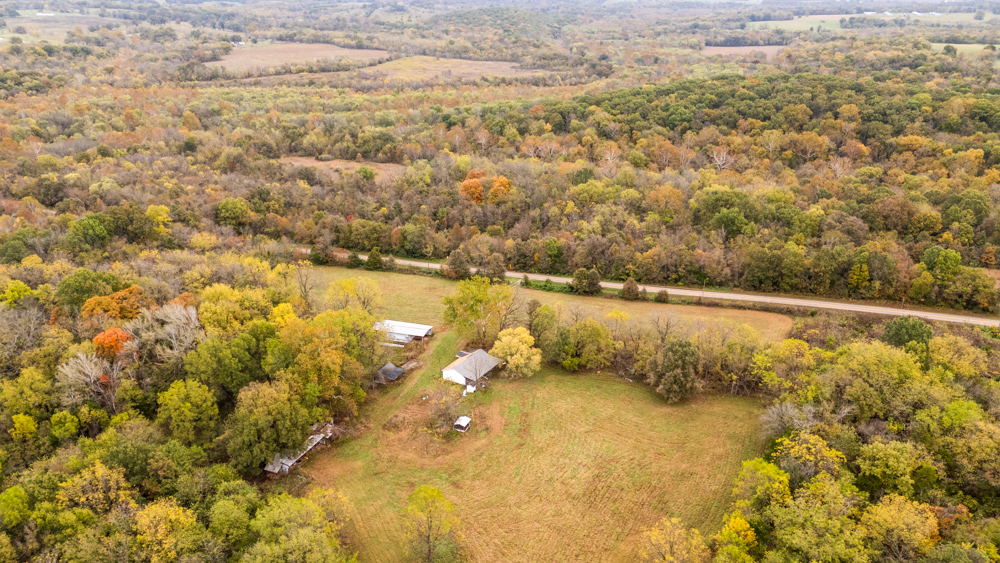 Recreational Property with Huge Potential Near Stockton Lake