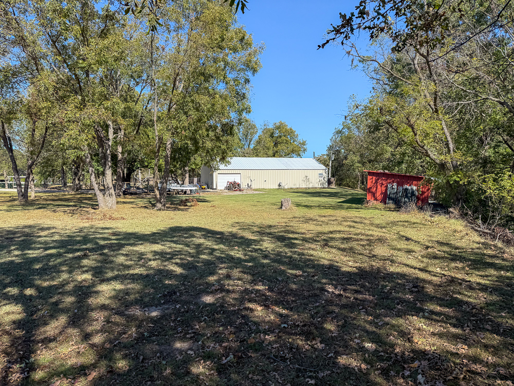 Large Home on Acreage near Pawhuska