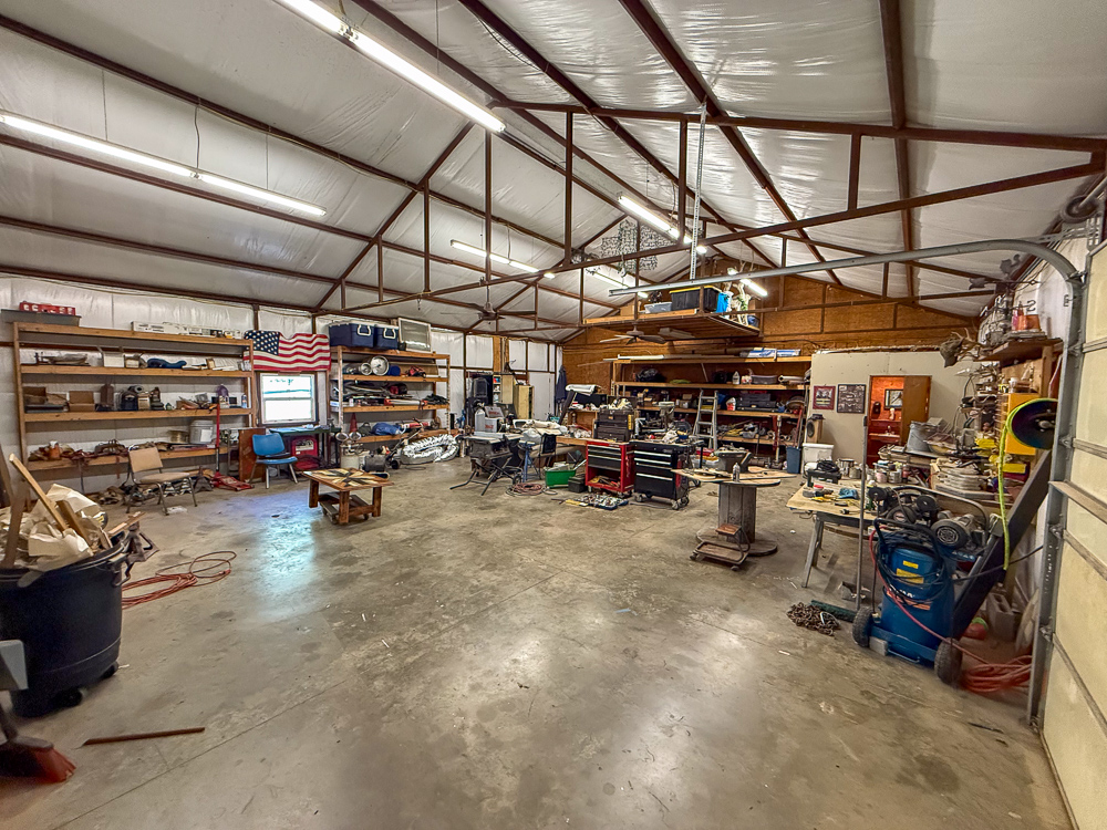 Large Home on Acreage near Pawhuska