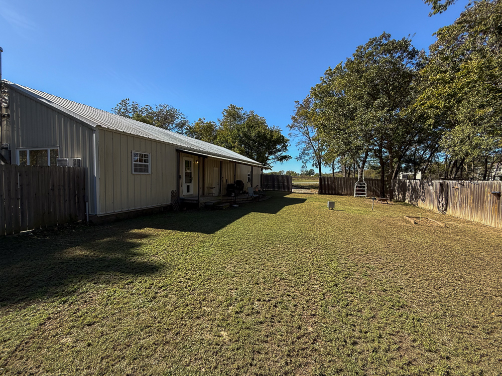Large Home on Acreage near Pawhuska